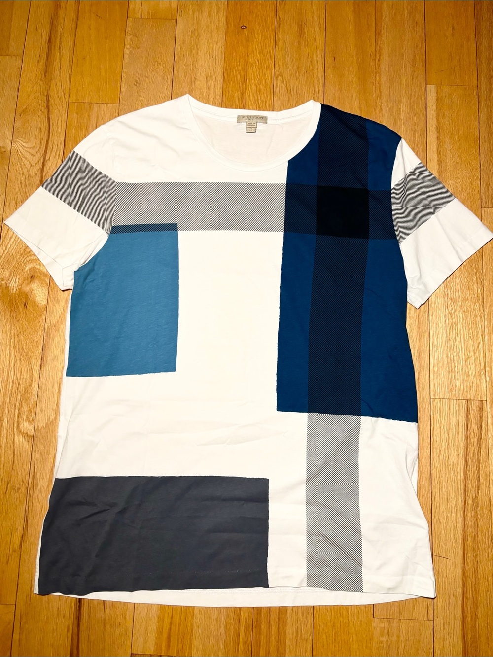 Burberry Geometric White Blue Tshirt